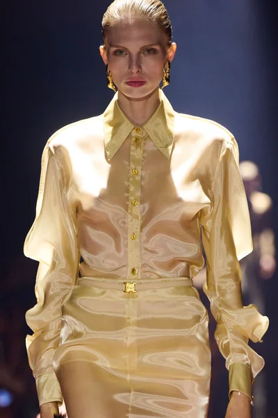 Look 9